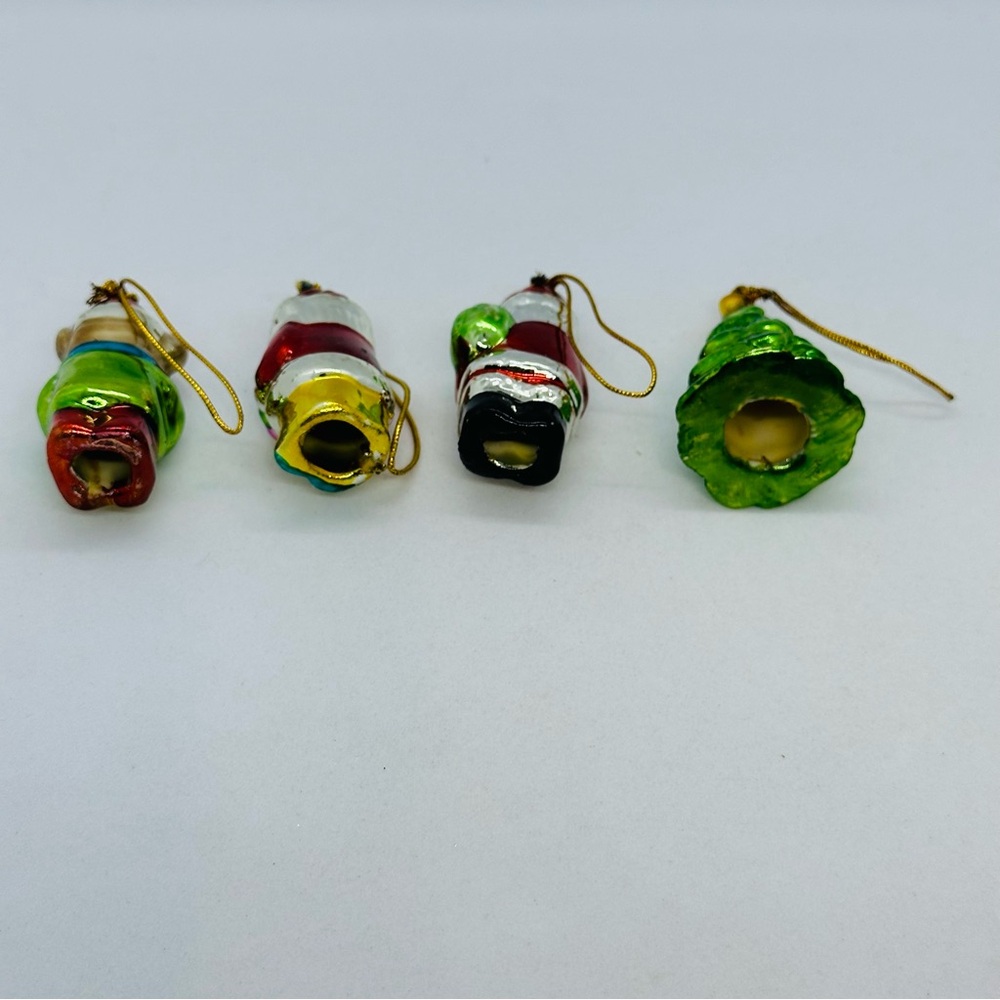 Lot of 12 Vtg Ceramic Mini Christmas Ornaments Santa Tree Train Moon Horse Bear+ - Picture 5 of 16